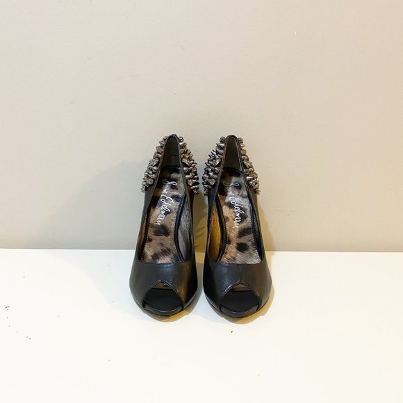 NIB Sam Edelman Lorissa Studded Peep-Toe Pumps Black Leather Size 7 - Picture 3 of 7